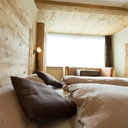 Champagne Hotel 3*